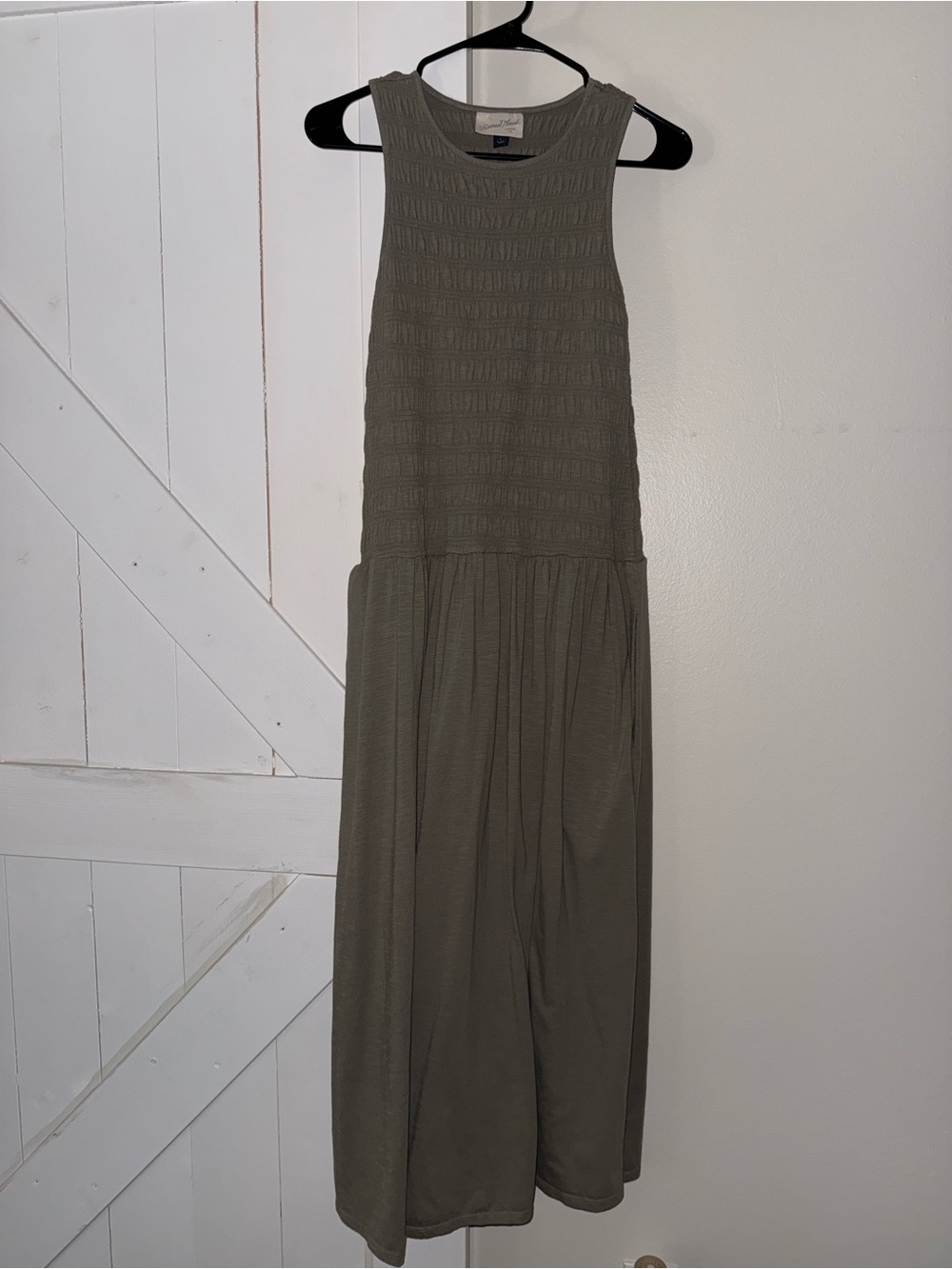 Women Sleeveless Olive Smocked Midi Dress - target